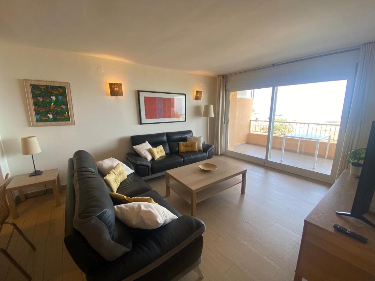 Albamar Frontline 3 Bedrooms Apartment Fuengirola