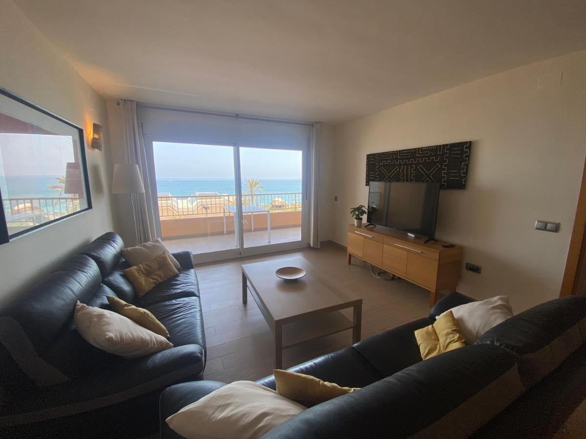 Albamar Frontline 3 Bedrooms *